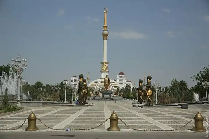 Путешествие в Туркмению
