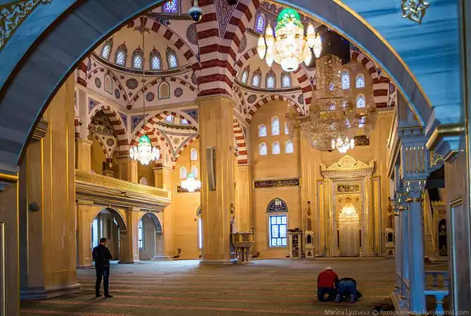 Экскурсия в мечеть «Сердце Чечни»