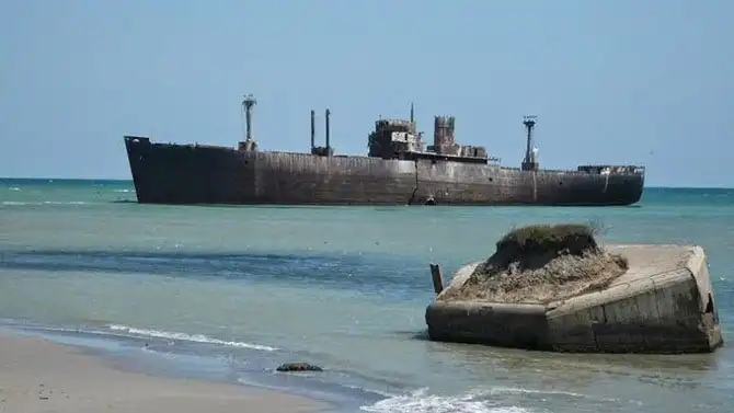 12 затонувших кораблей