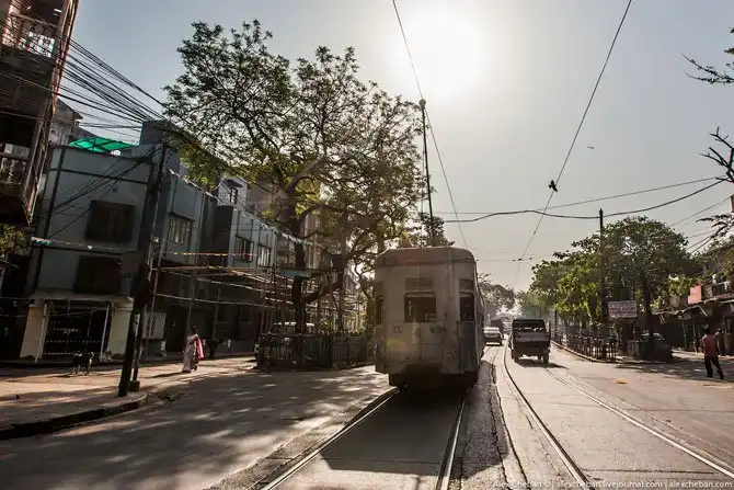 Как проходит утро индийского бездомного