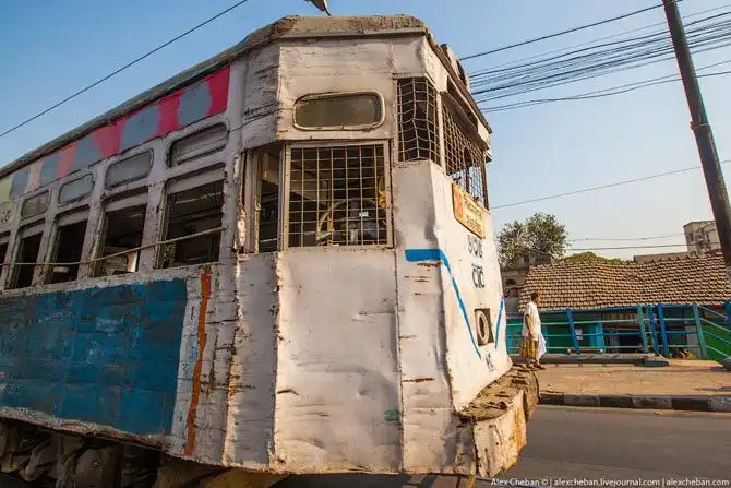 Как проходит утро индийского бездомного