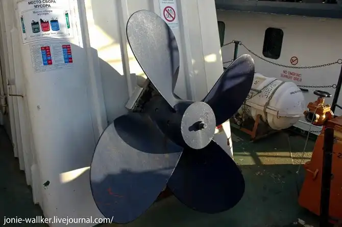 Как устроено речное грузовое судно Арман-2