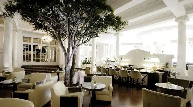 Самые красивые замки мира, в которых можно отдохнуть