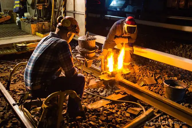 Как проходит ночь в Хельсинском метро