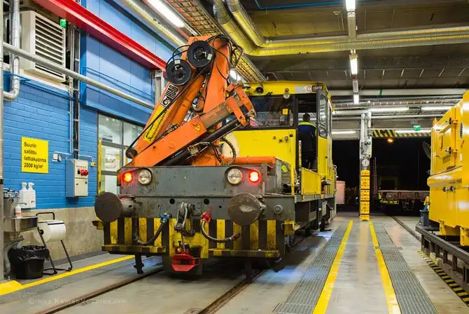 Как проходит ночь в Хельсинском метро