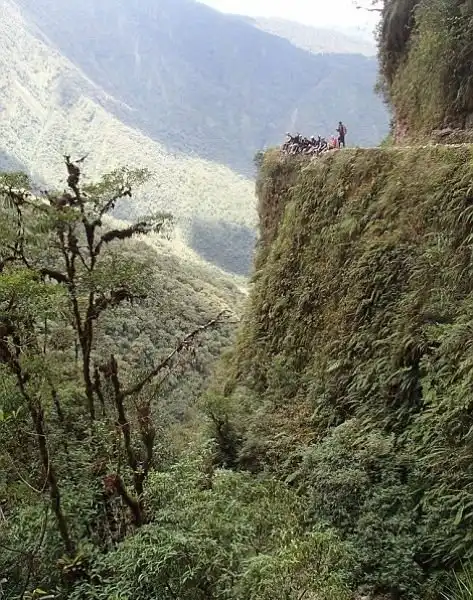 Боливийская дорога смерти - самый популярный маршрут велосипедистов