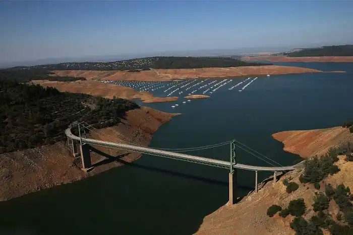 Аномальная засуха в Калифорнии на сравнительных снимках