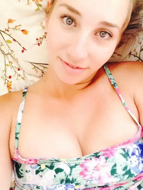 Девушки с красивыми глазами;)