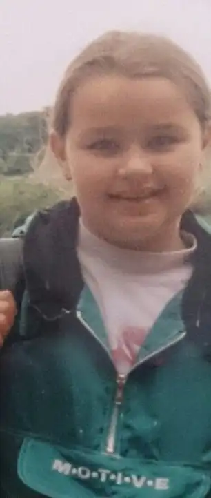 Британка превратила себя в живую карикатуру за 200 000 долларов