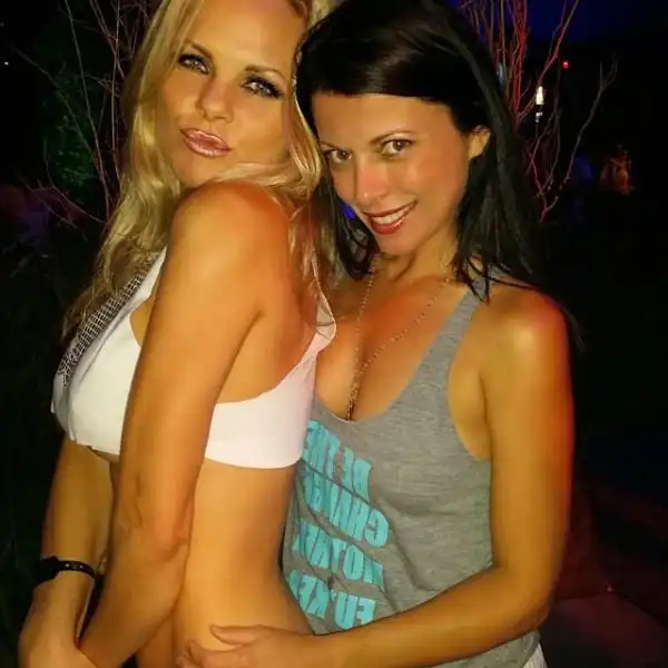 Вечеринка в лучших традициях "Playboy"