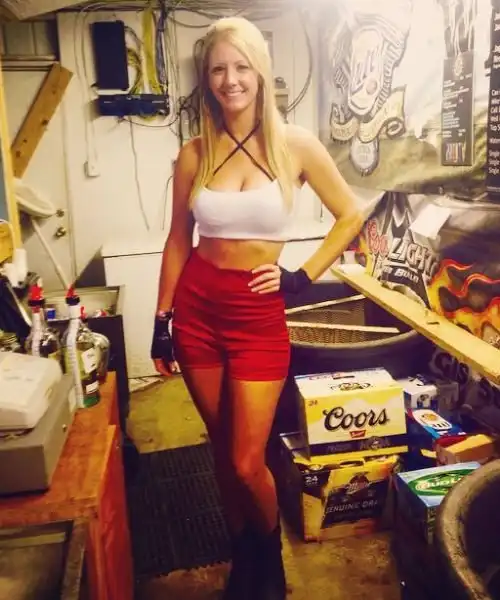 Девушки на байках