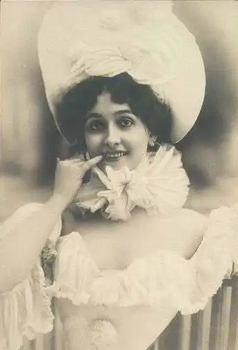 История проституции в Петербурге