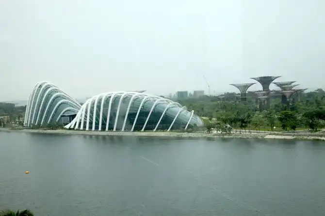 Самые эффектные архитектурные сооружения, “оживающие” с наступлением ночи