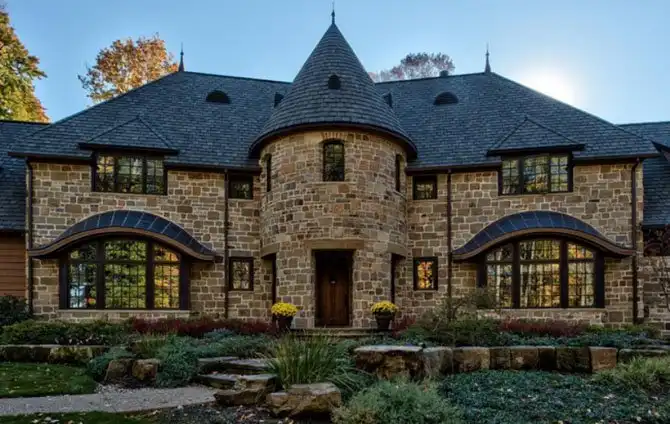 Современные замки богатых людей