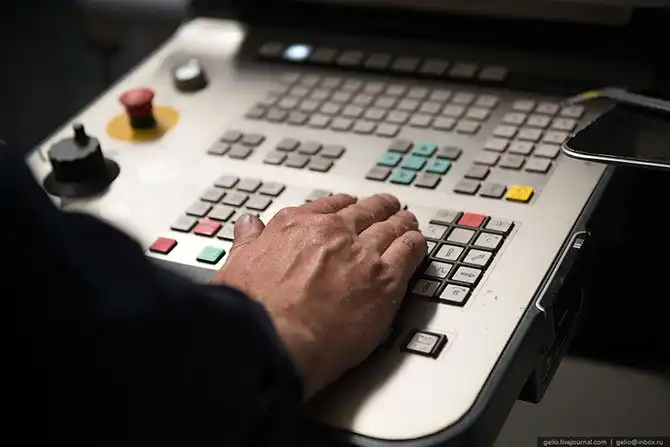 Экскурсия по Иркутскому авиационному заводу