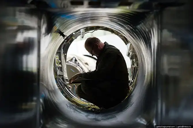 Экскурсия по Иркутскому авиационному заводу