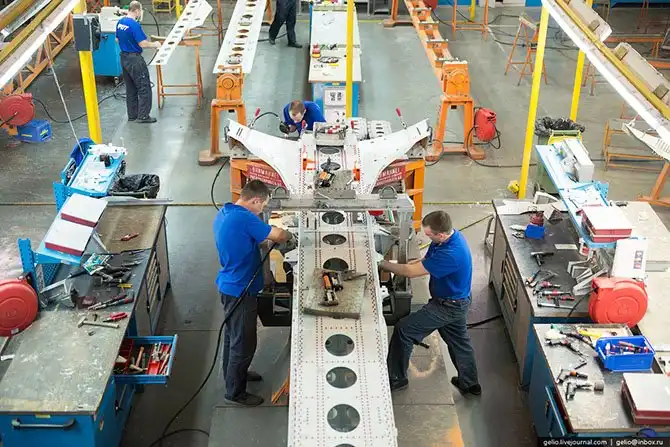 Экскурсия по Иркутскому авиационному заводу