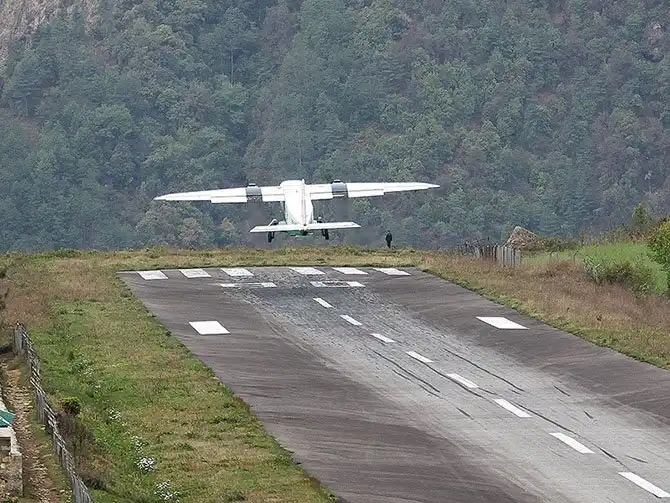 25 самых ужасных аэропортов со всего мира