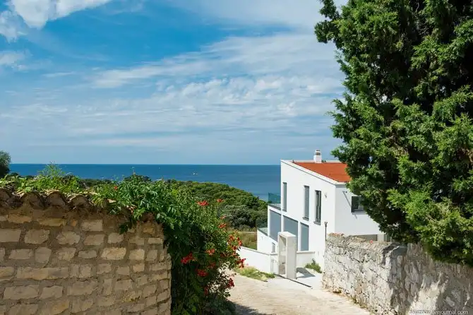 Прогулка по цветной жемчужине Адриатики