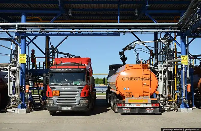 Нижнекамск — столица нефтехимии и нефтепереработки России с высоты