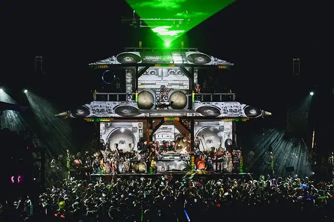 42 самых эпичных танцевальных фестиваля со всего мира