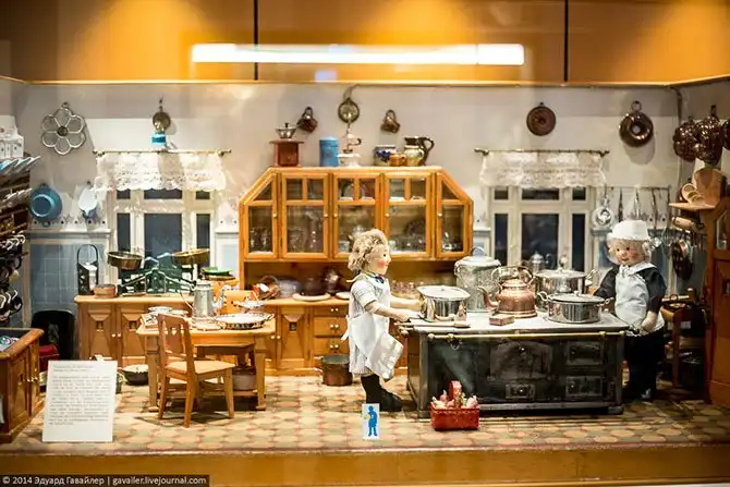 Мир детских игрушек прошлого