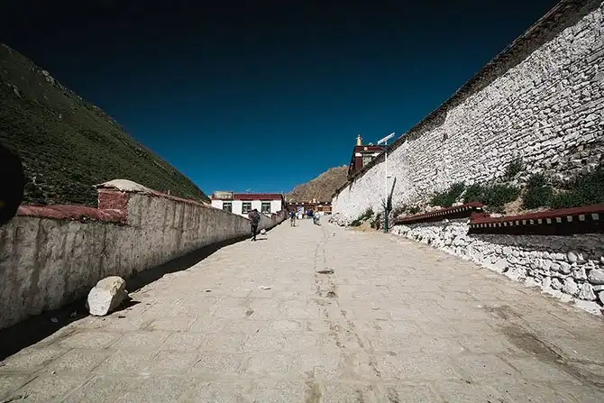 Экскурсия по жемчужине Тибета — Цурпху