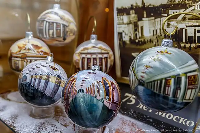 Как делают ёлочные игрушки