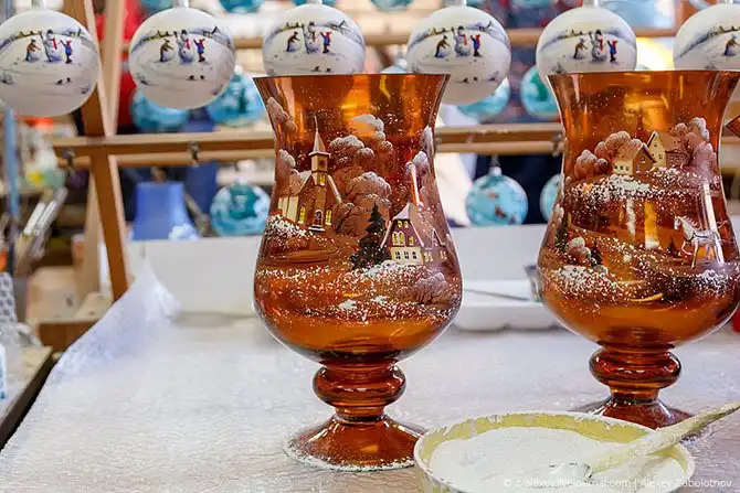 Как делают ёлочные игрушки