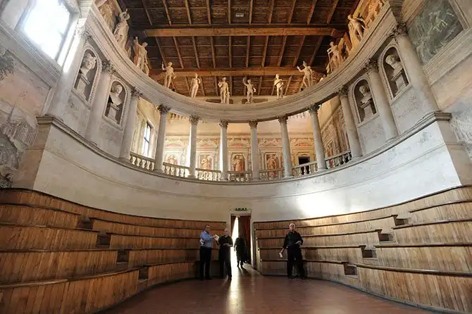 Путешествие по «идеальному городу Ренессанса» Саббьонете