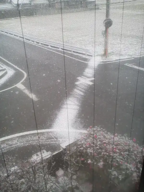 Ни один мастер не вылепит из снега то, что может вылепить природа