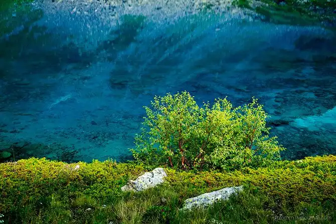 Путешествие по озеру Семицветное на Кавказе