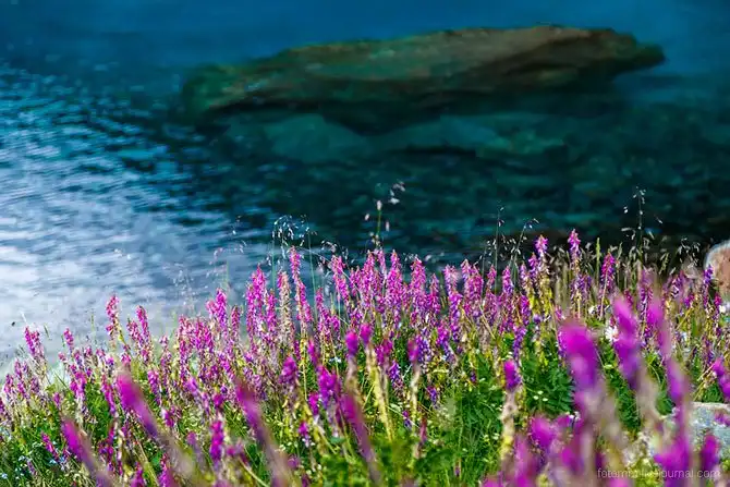 Путешествие по озеру Семицветное на Кавказе