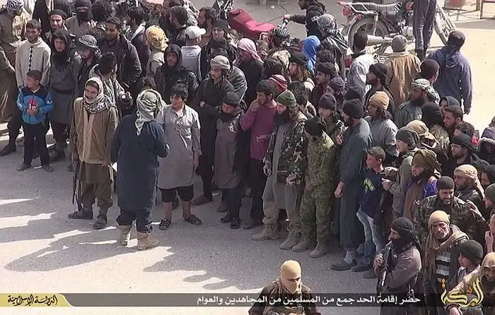 Боевики ИГИЛа вновь отрубили руку вору