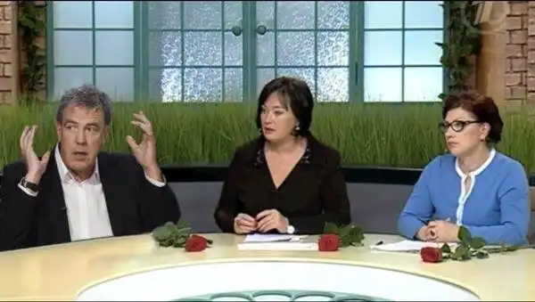 Тем временем Джереми уже ищет работу на другом канале.