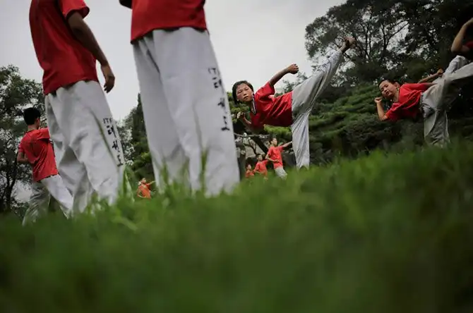 Как живут дети в Северной Корее