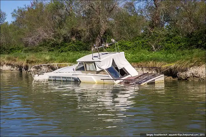 Корабль на прокат и путешествие по Франции