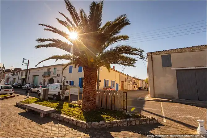 Корабль на прокат и путешествие по Франции