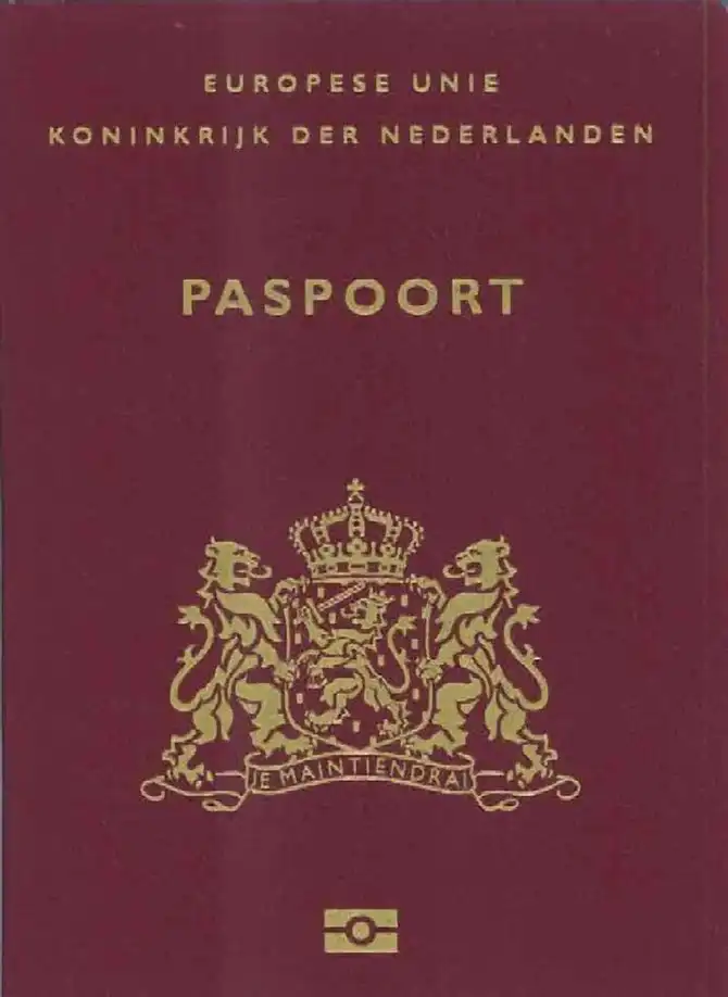 Рейтинг самых сильных паспортов мира