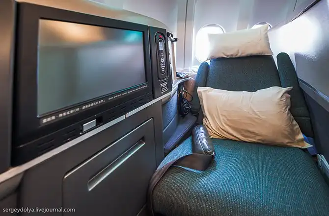 Как тренируют бортпроводников?