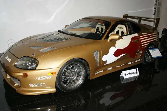 Лучшие автомобили из киносерии «Форсаж»