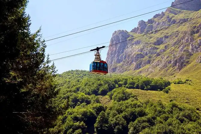 20 самых красивых канатных дорог мира