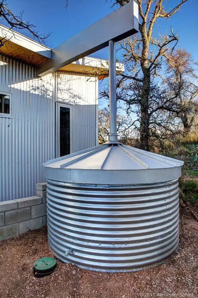 Лучшие друзья строят город, чтобы состариться вместе