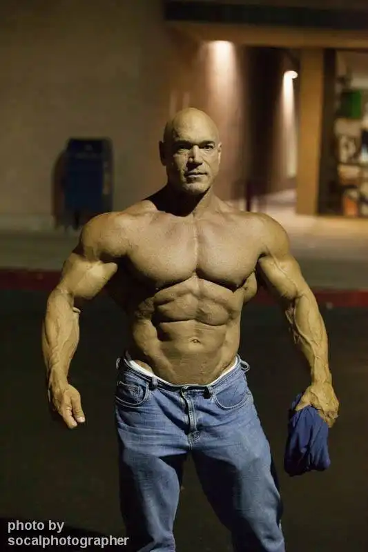 Старость бывает разной