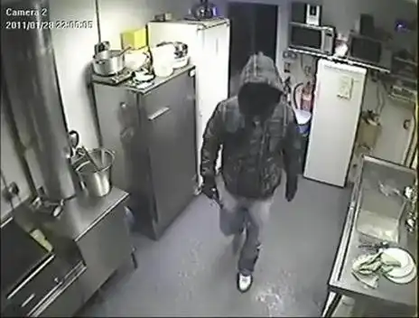 Иногда вооруженные грабежи с треском проваливаются