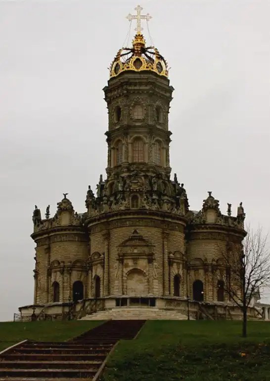 Осколок белокаменной - храм Знамения Богородицы в Дубровицах