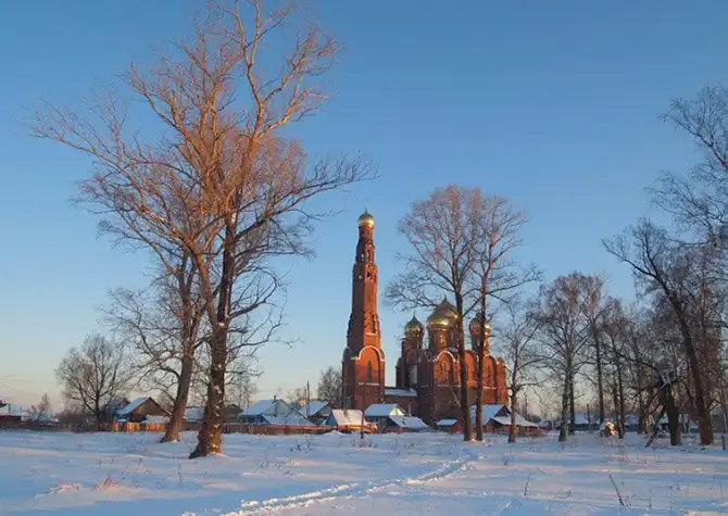 40 самых высоких православных колоколен
