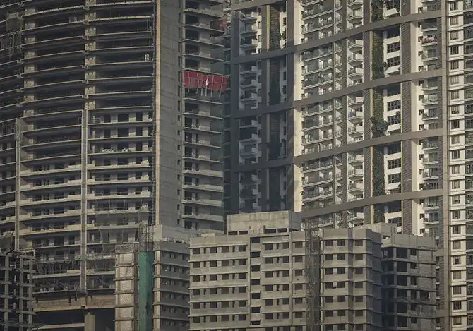 Сколько стоят квартиры в самых больших трущобах в мире