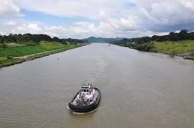 Как устроен Панамский канал