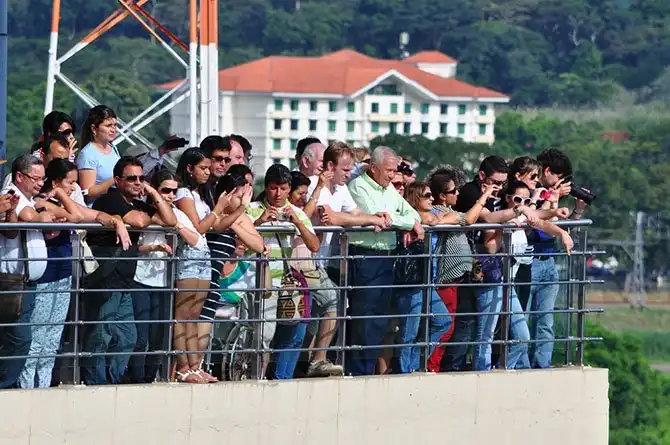 Как устроен Панамский канал